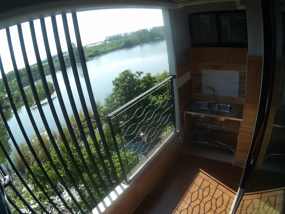 Na Siri Lake View Samut Prakan Buitenkant foto