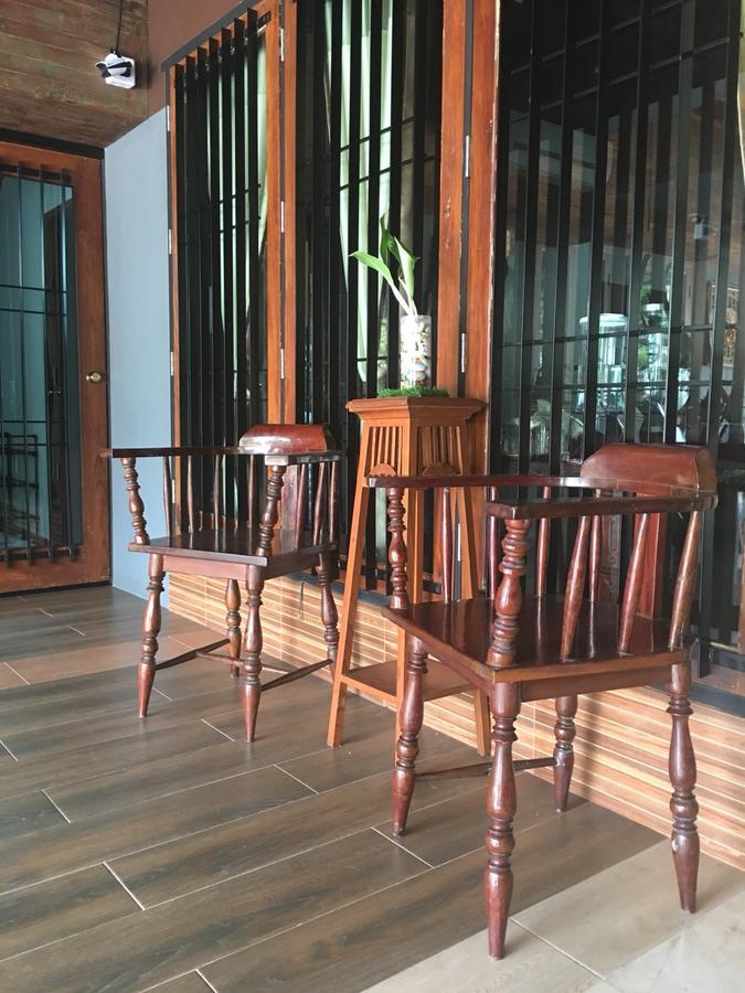 Na Siri Lake View Samut Prakan Buitenkant foto