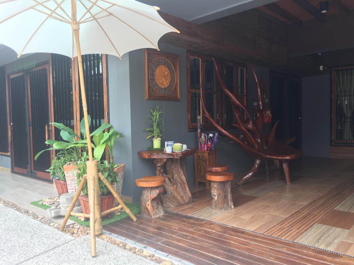Na Siri Lake View Samut Prakan Buitenkant foto